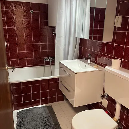 Baroness Von Kitzsteinblick Am *